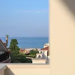 Almarea Apartment