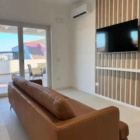 Apartment Almarea *