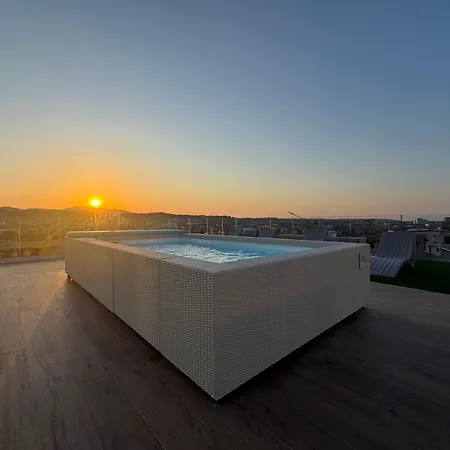 Apartment Almarea Ciro Marina