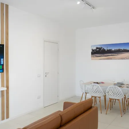 Apartment Almarea *